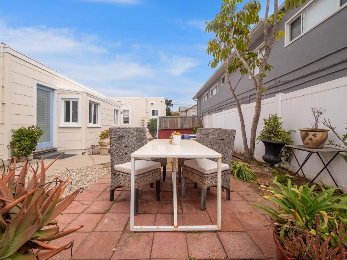 Villa Stunning Oceanfront - Massive Patio, Hot Tub, Parking, Pet Friendly & Views! *