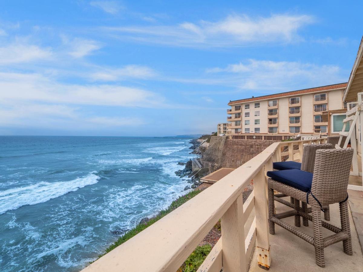 Stunning Oceanfront - Massive Patio, Hot Tub, Parking, Pet Friendly & Views! Villa San Diego