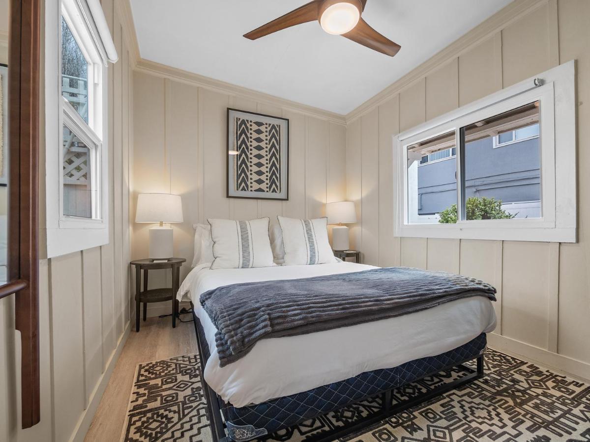 Stunning Oceanfront - Massive Patio, Hot Tub, Parking, Pet Friendly & Views! * San Diego