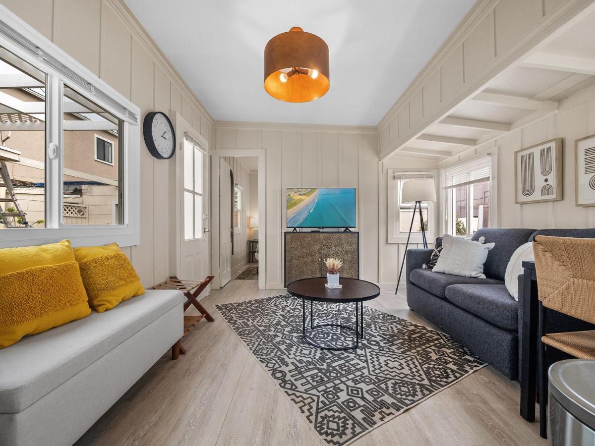 Stunning Oceanfront - Massive Patio, Hot Tub, Parking, Pet Friendly & Views! *