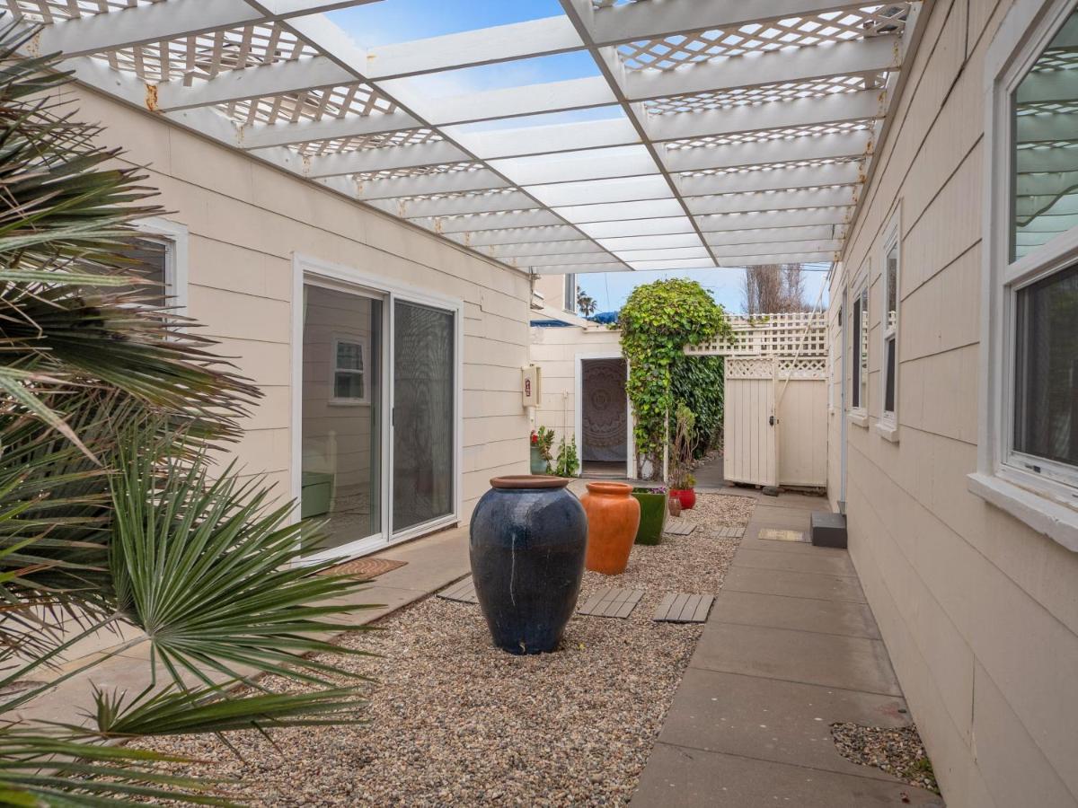 Stunning Oceanfront - Massive Patio, Hot Tub, Parking, Pet Friendly & Views! * San Diego
